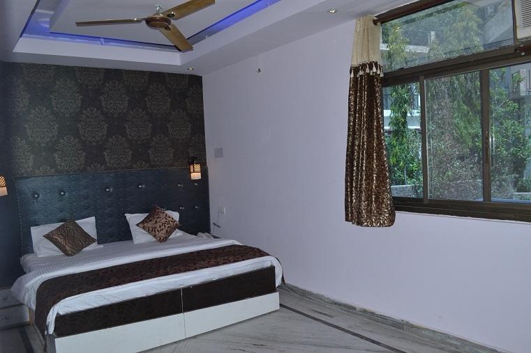 Akash Continental Hotel Risikés Szoba fotó
